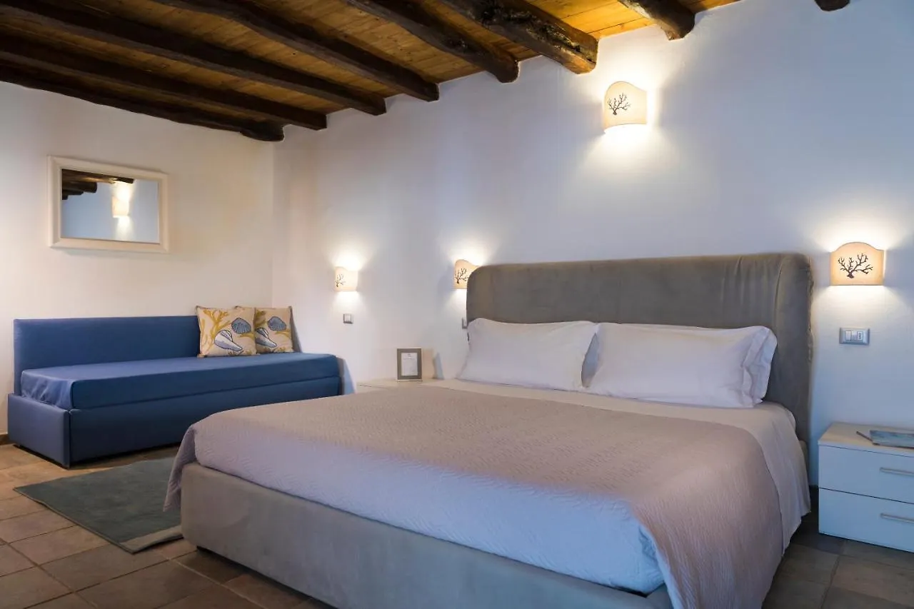 *** Konukevi Domu Elvira Otel Muravera İtalya