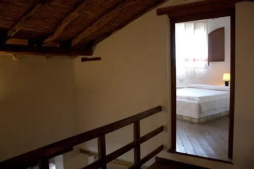 *** Konukevi Domu Elvira Otel Muravera İtalya