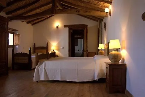 Konukevi Domu Elvira Otel Muravera