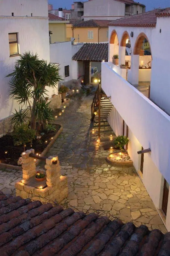 Domu Elvira Hotel Muravera 3*,  Olaszország