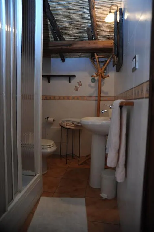 *** Affittacamere Hotel Domu Elvira Muravera Italia